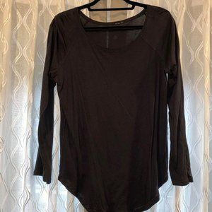 Lululemon Scoop Neck lightweight long sleeved tee